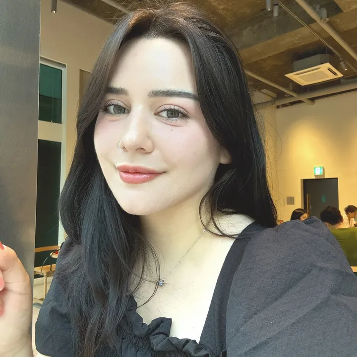 @carlaurriolar