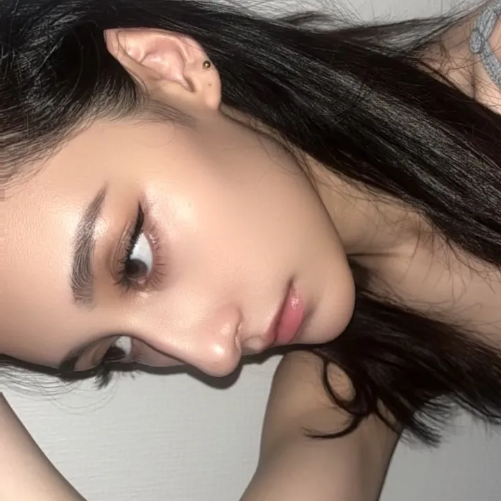 @ailin0nilia