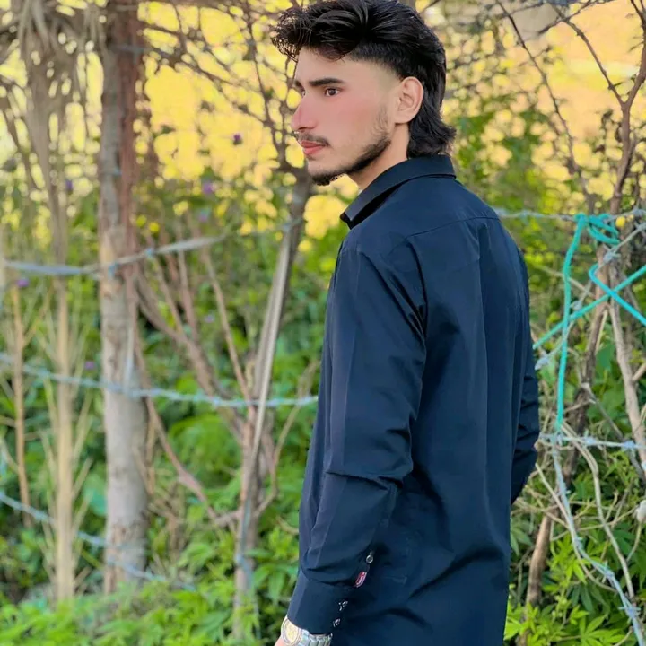 khanzada_writes01