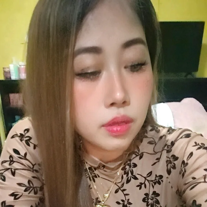 @rowenasumilang
