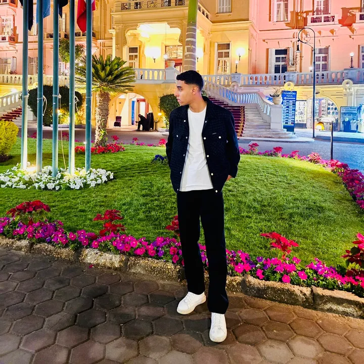 el_7dad1