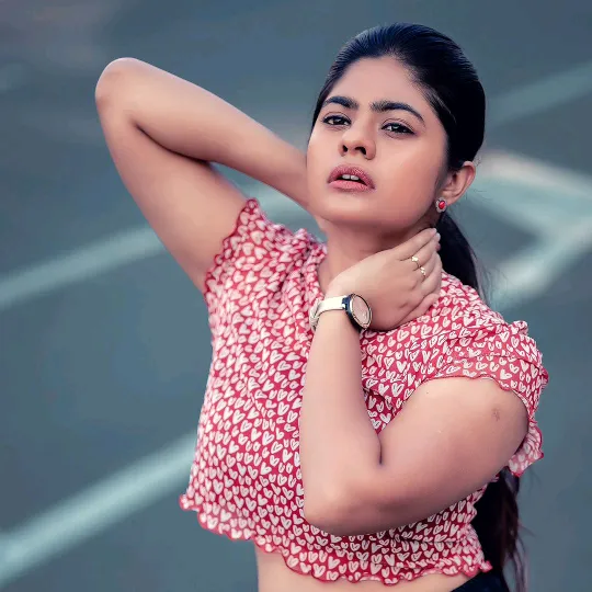 @priyankha_masthani