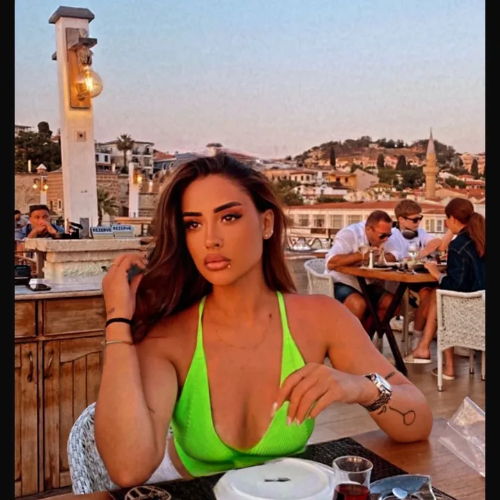 @kubrakartalliveeee