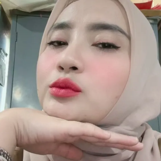 @hhyinnnn