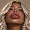 lipsmadeforloving