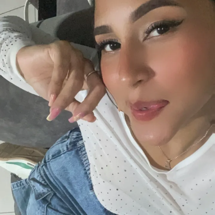 @lovely25097