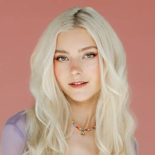 @theevaelfie