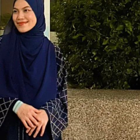 @azirahazhar_
