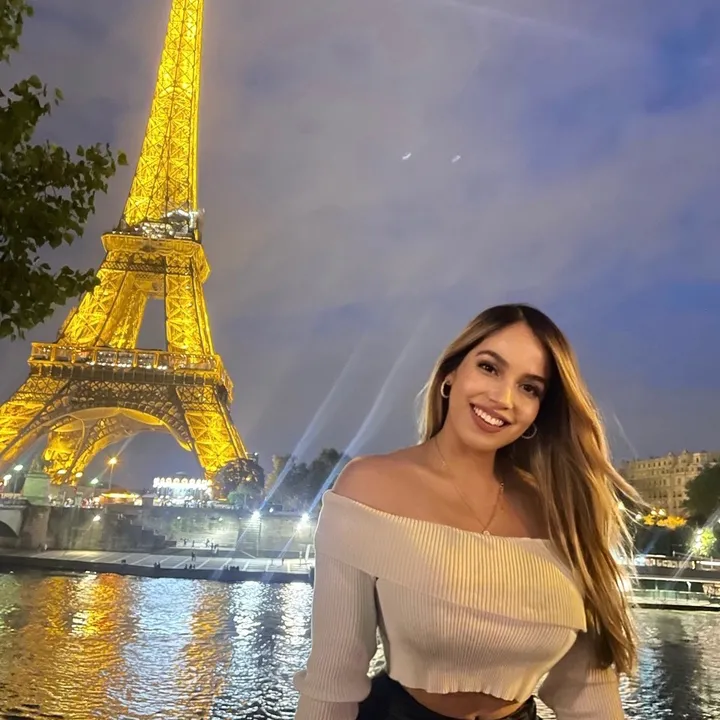 @lorenaivonneg