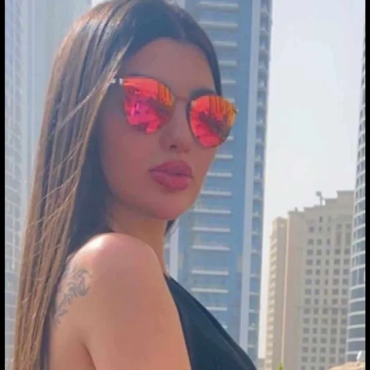 @33elana33