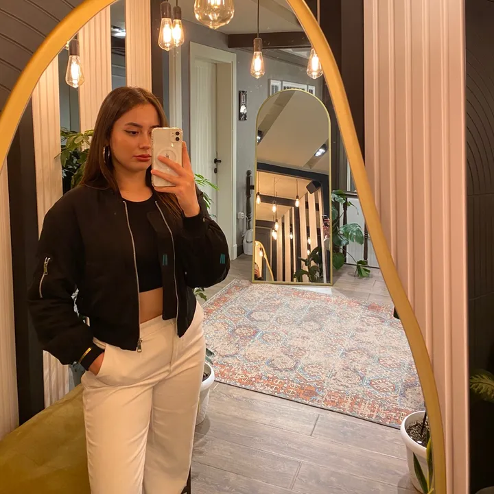 @refikanursahin