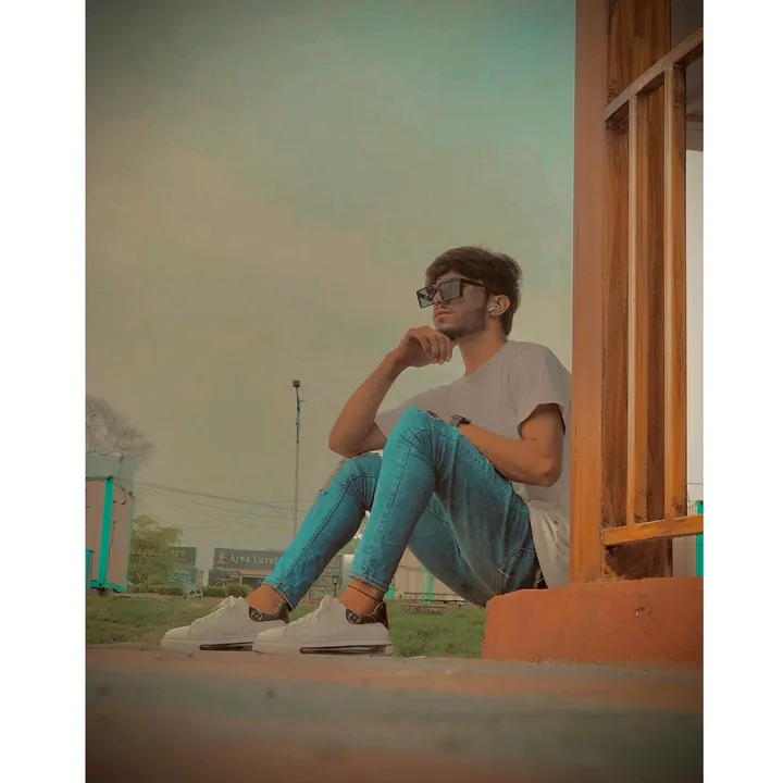 mr_zeeshuu29
