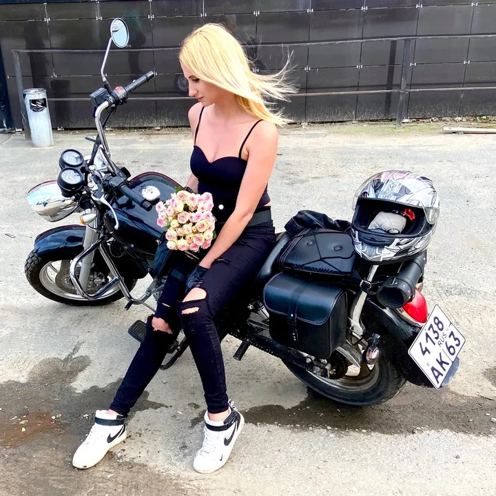 katrin_fox9.4