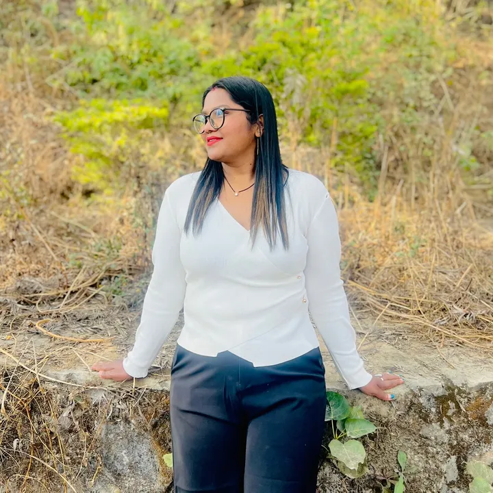 melinaadhikari2