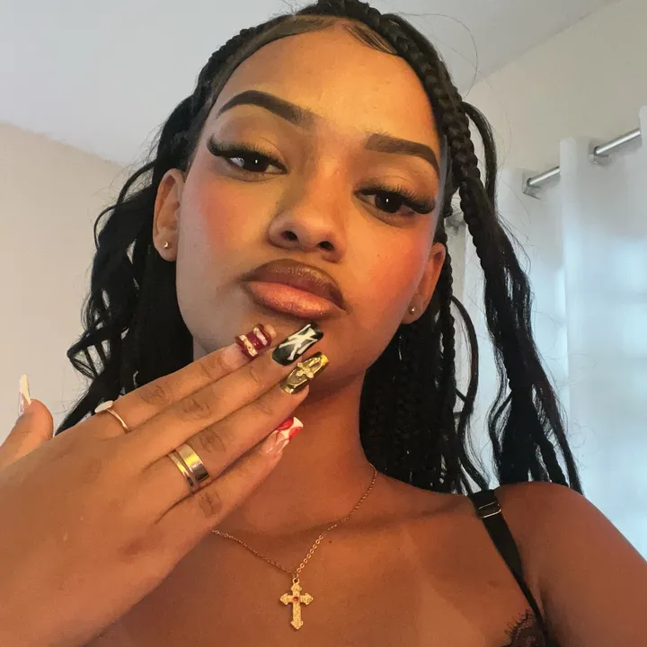 @anaaaninha_