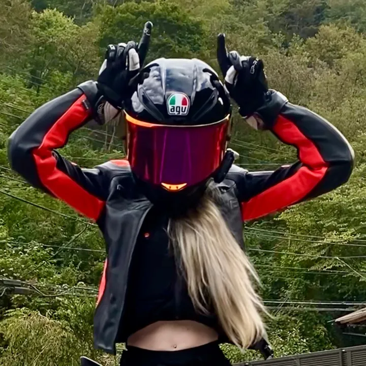 @anyahatesriding