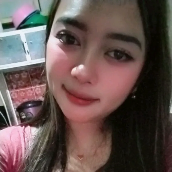 putrikhayalan281096