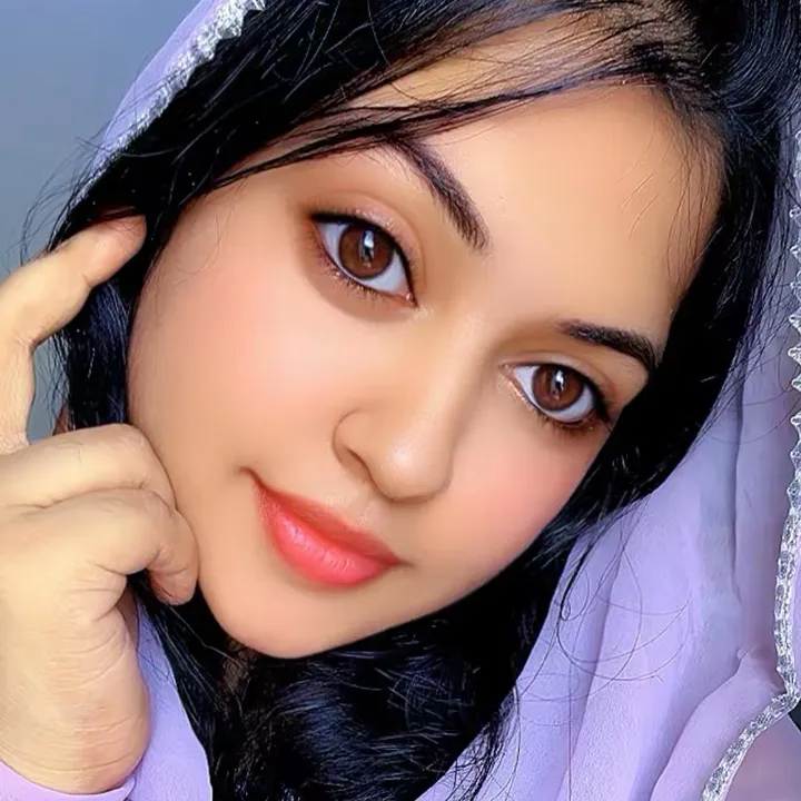 @razhiyanoufal