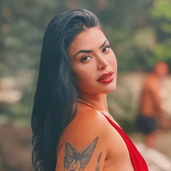 @alexiatamiraa