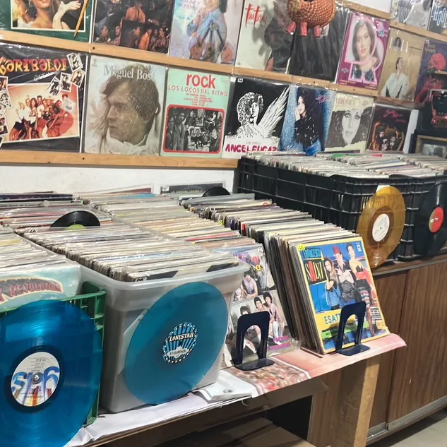 @discos_vinil_reyes