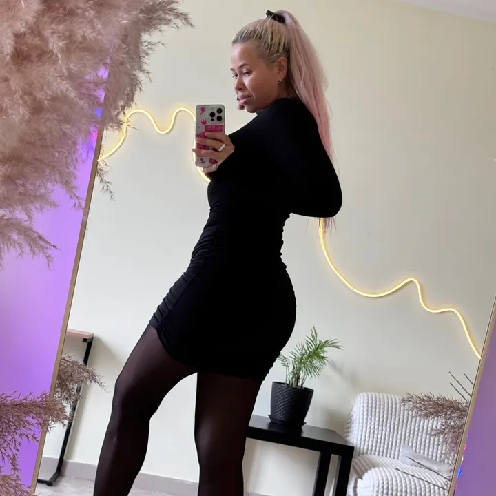 @ulana.miller