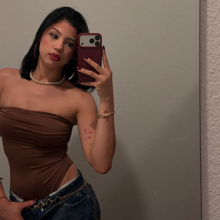 @vicky27060