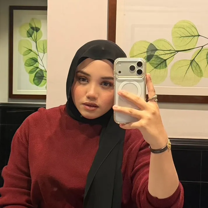 @raniakhannz