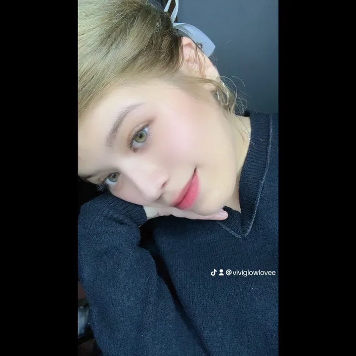 viviglowlovee