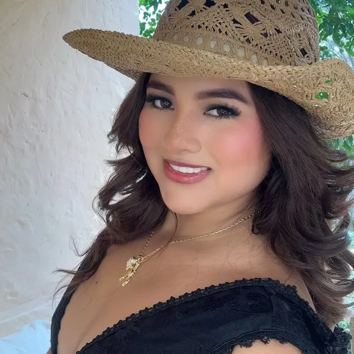 @alunaa_officiall