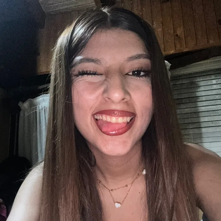 @luuros_