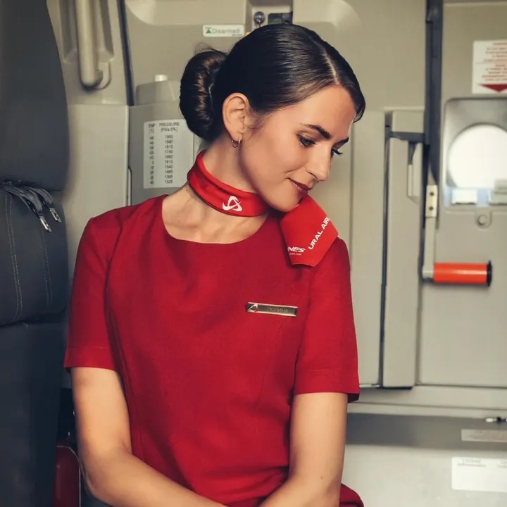 polina_stewardess