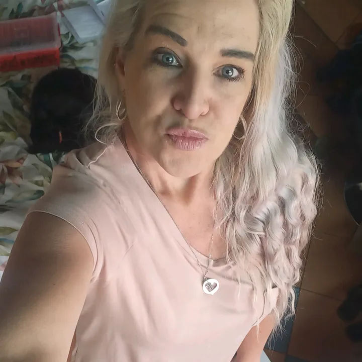 ellie.vlok