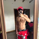 @aleeslr