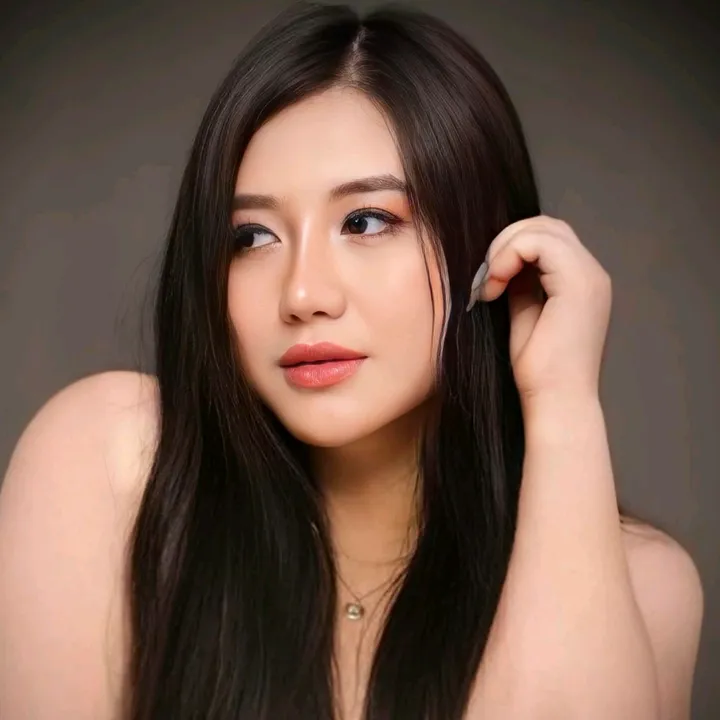 @ate_aya27