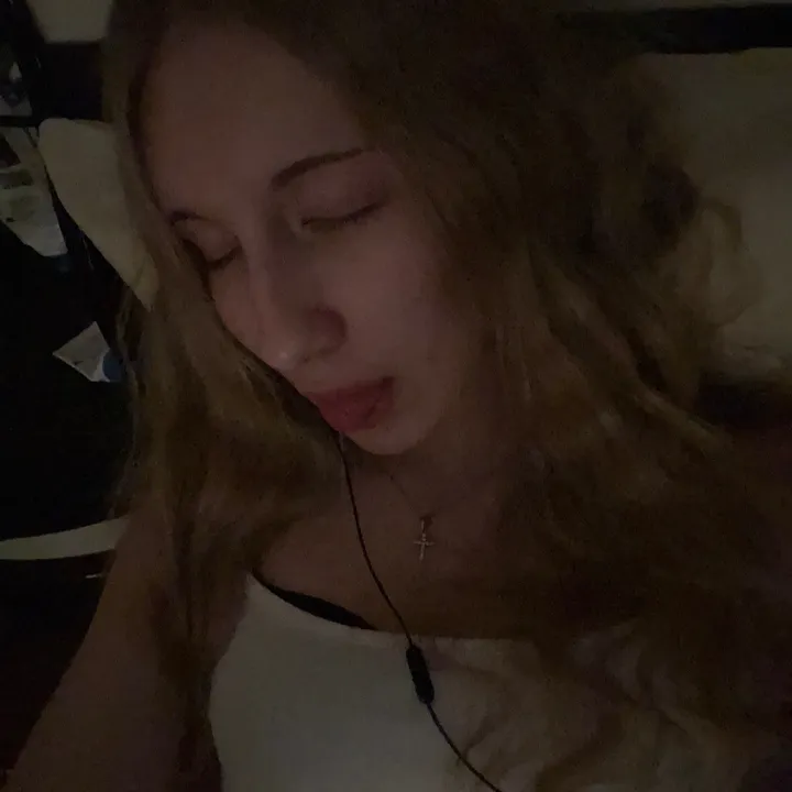 @lesquax