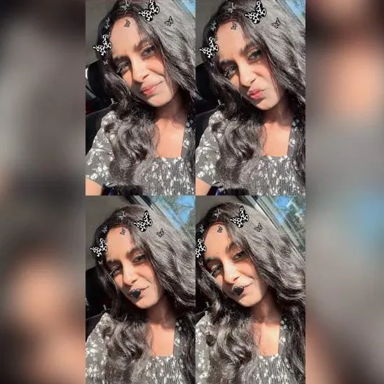 samita_.089