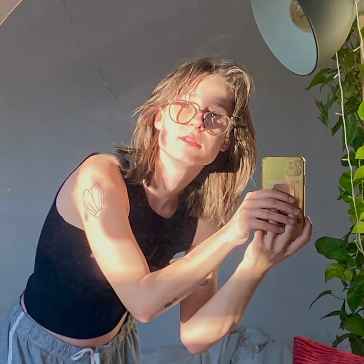 @zhurbay