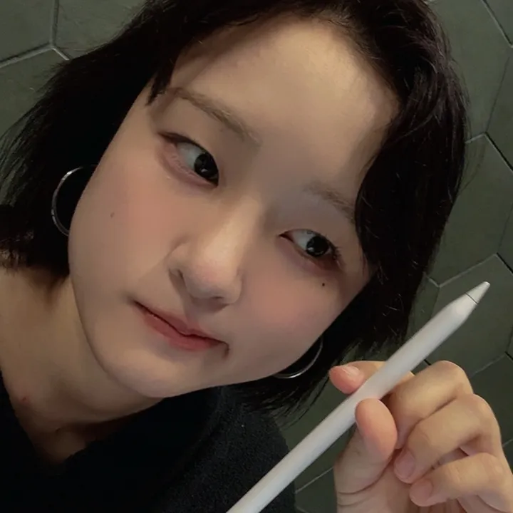 @alixekim