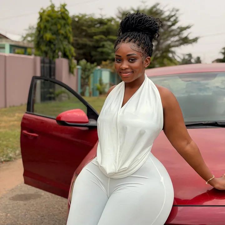 @tracy_mensah