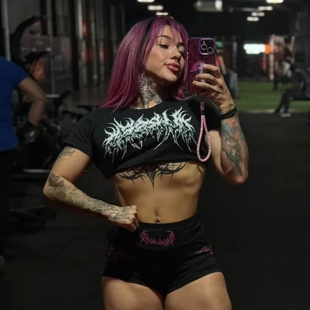 amyrossepink