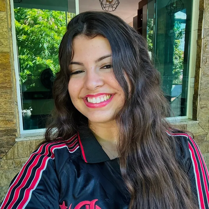 @maluandradeoficiall