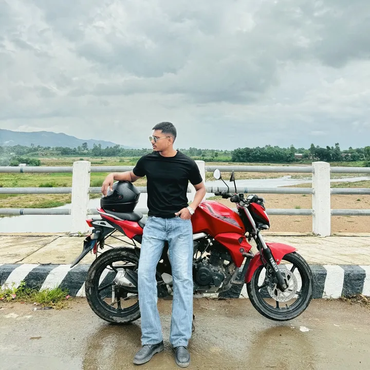 @iamsuraj_