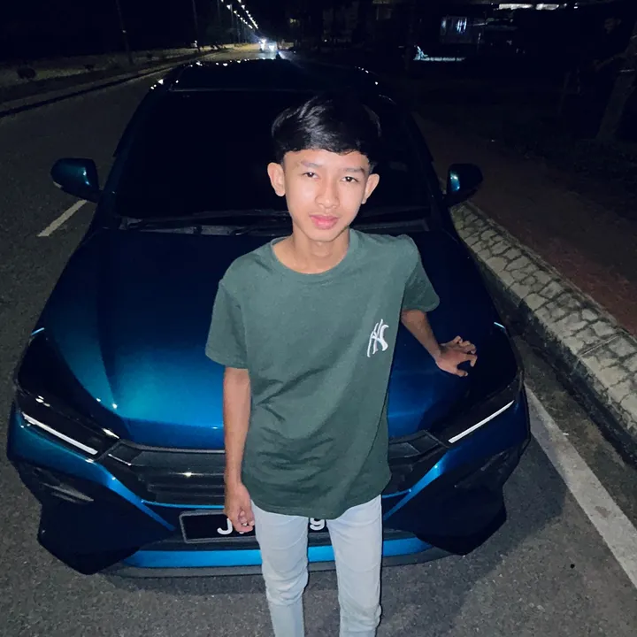 @ahqibx_1806