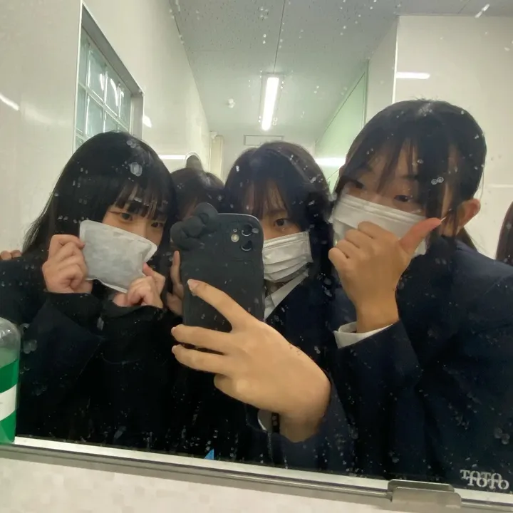 7lnkq._1