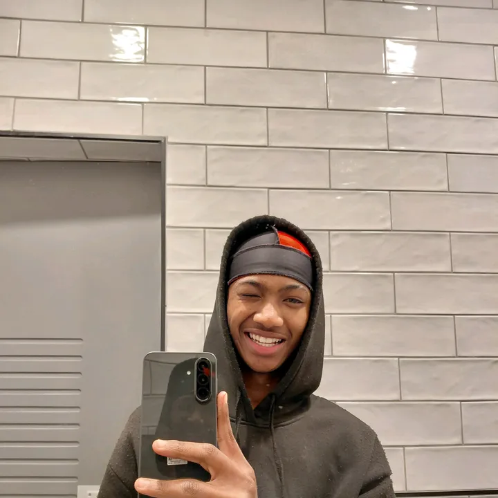 @mr_lumin
