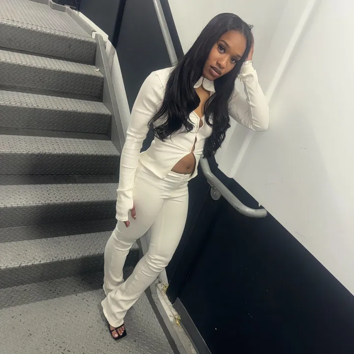 kayla.2poppin