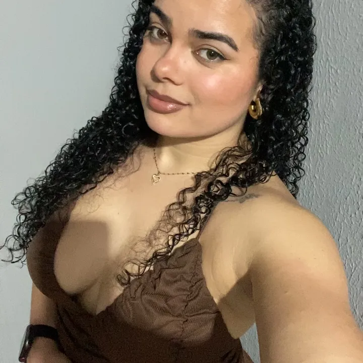 caroolqueiroz_