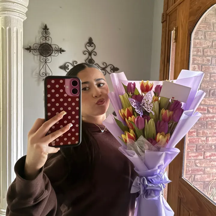 @kyliemborrego