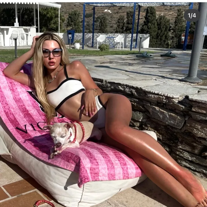 @nycolle_vk