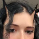 @lowkeyhollylaing
